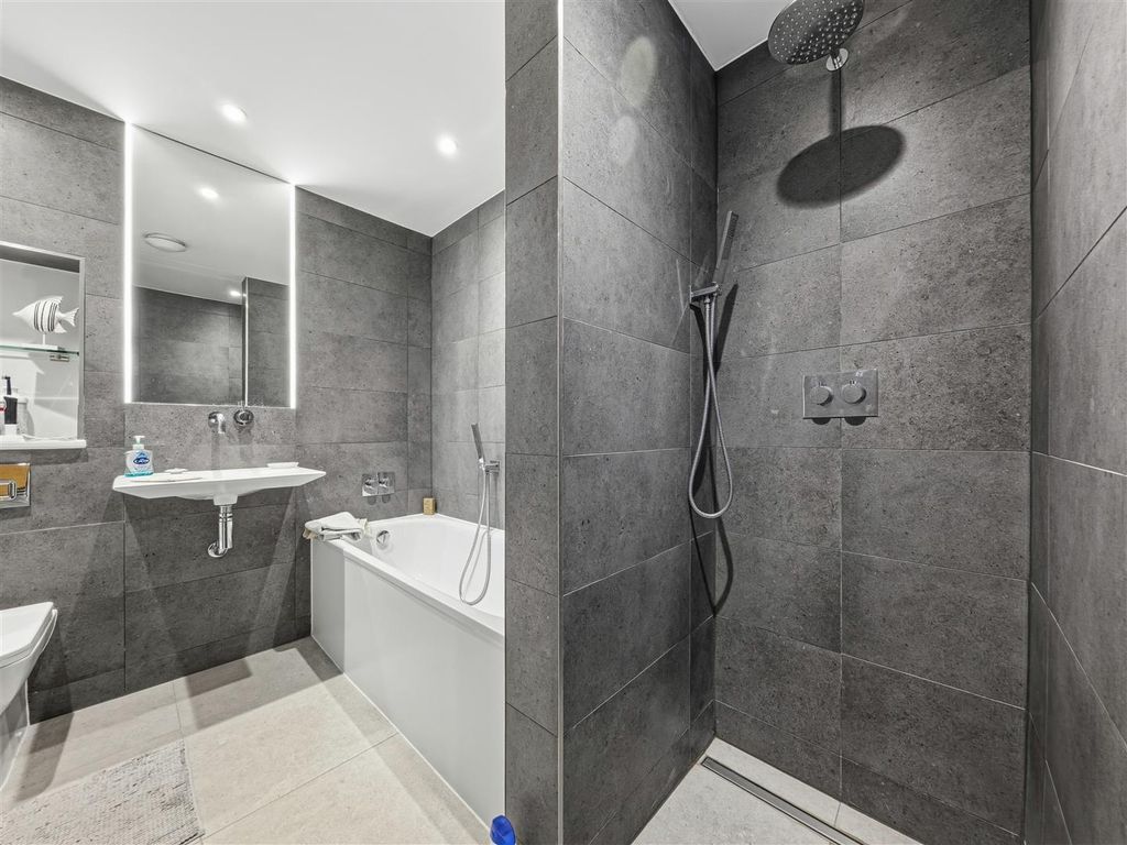 Additional image 22 of 2 bed flat for saleCentral Parade, Herne Bay CT6
