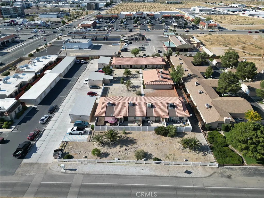 14934 Sequoia St, Hesperia, CA 92345 photo 2