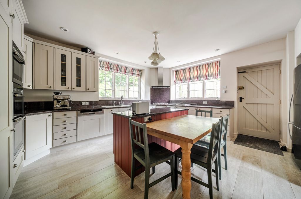 Additional image 7 of 6 bed detached house for saleHaslemere, Surrey GU27