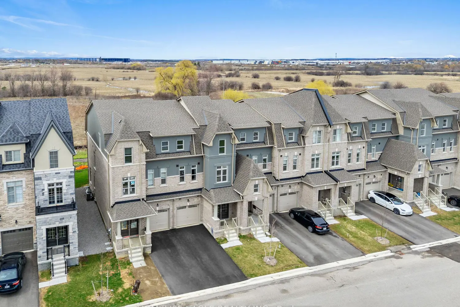 34 Foxsparrow Road
