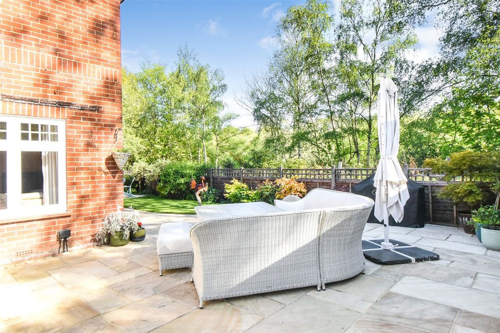 Additional image 23 of 5 bed detached house for saleNewnham Road, Hook, Hampshire RG27