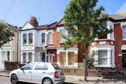 Rotherwood Road, West Putney SW15