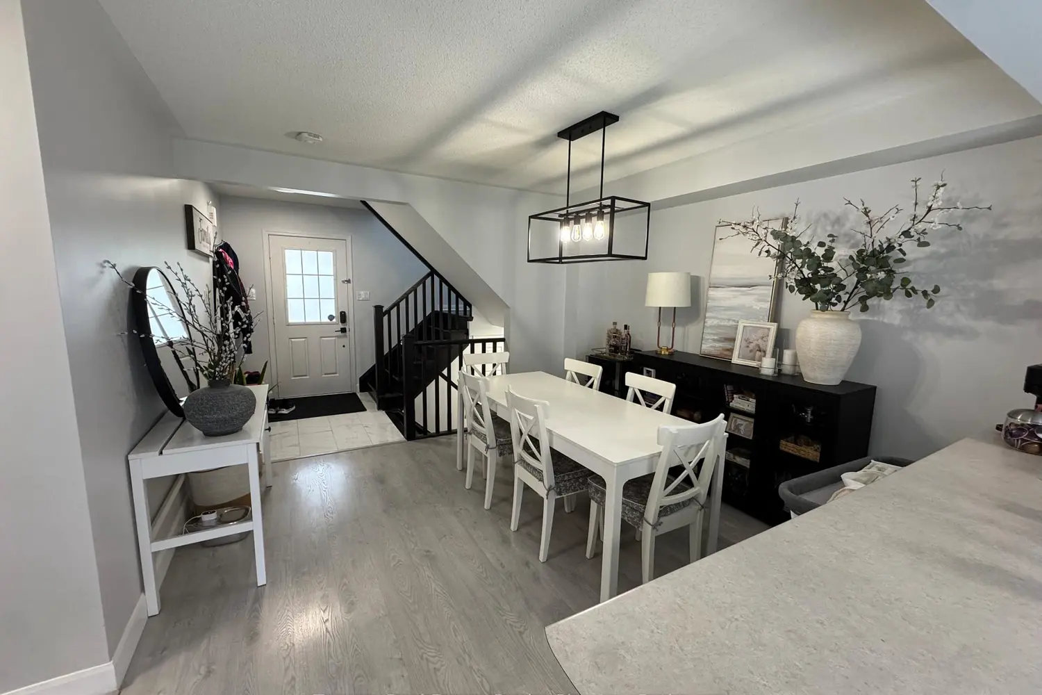 573 Cargill Path photo 4