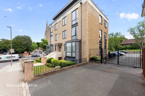 Alton Road, London SW15