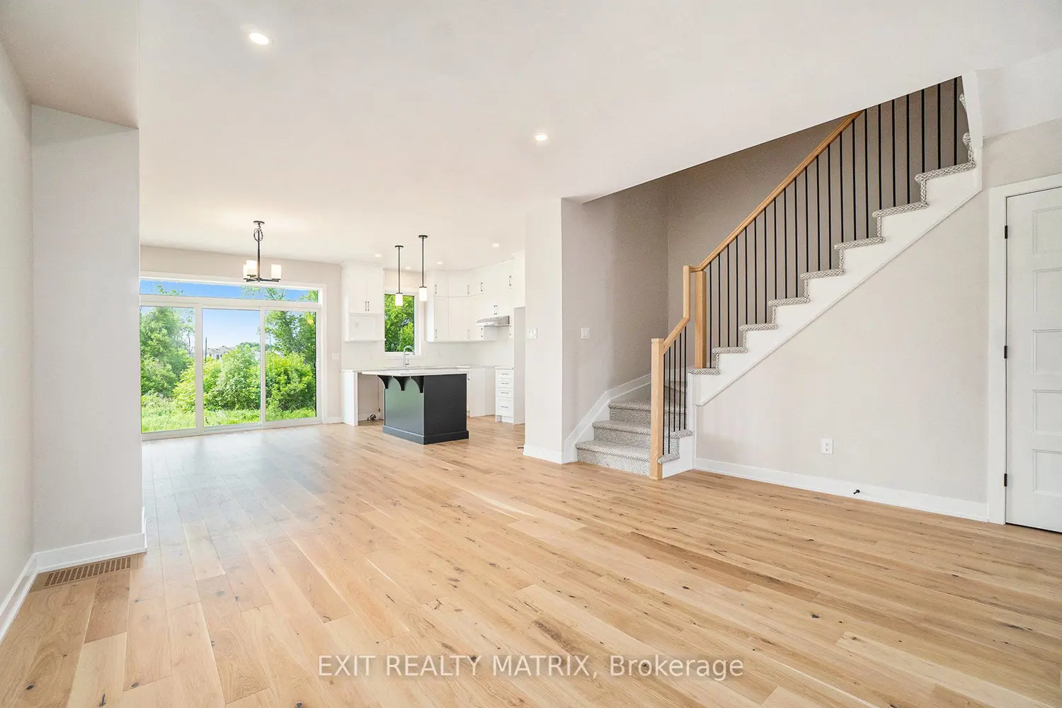 189 Carpe Street photo 3
