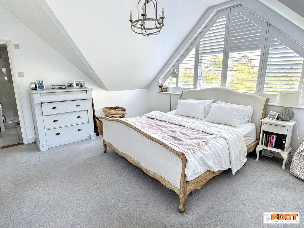 Additional image 8 of 5 bed detached house for saleHollow Lane, Hayling Island PO11