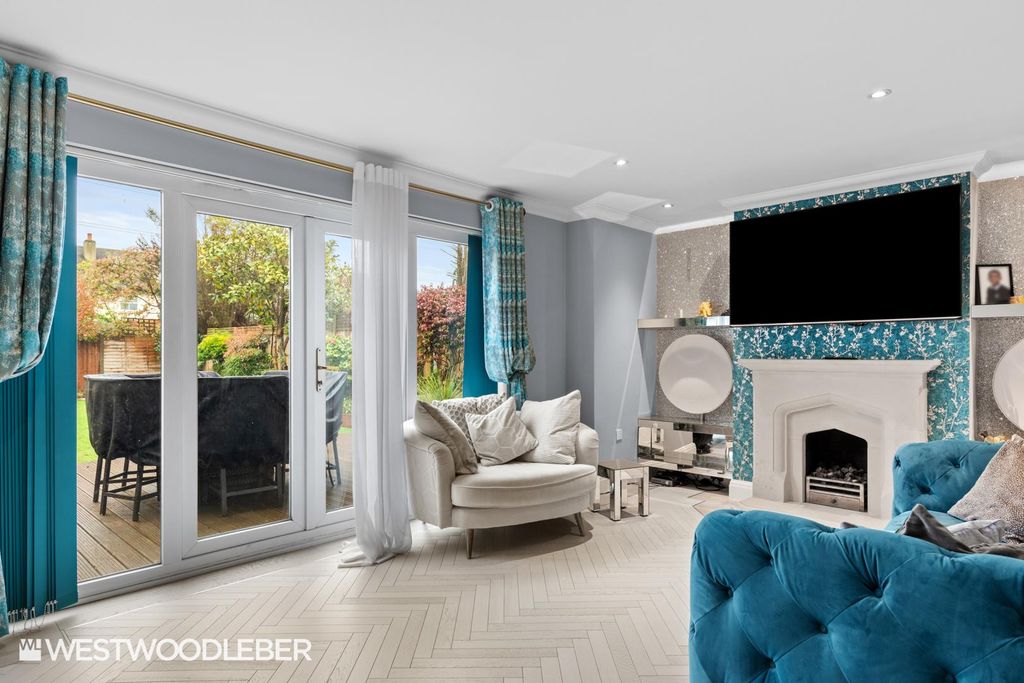 Additional image 8 of 4 bed detached house for saleDerby Road, Hoddesdon EN11