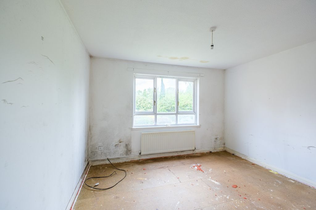 2 bed flat for saleWilliam Street, Hamilton ML3 photo 3