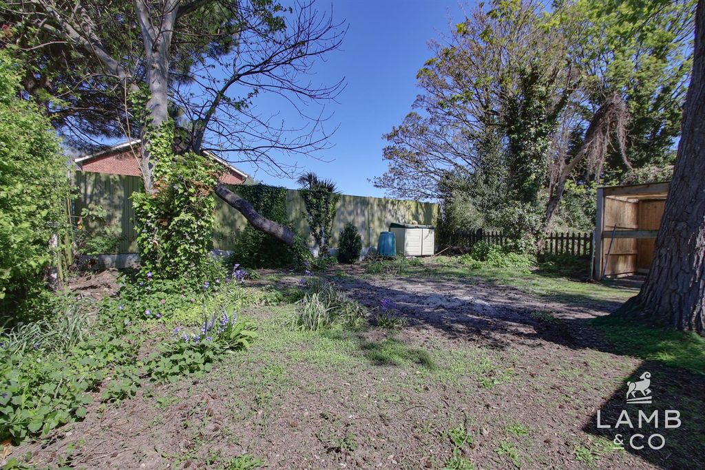 Additional image 49 of 5 bed detached house for saleFronks Road, Dovercourt CO12