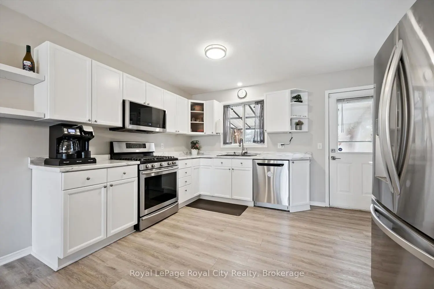 Additional image 3 of 119 Meadowridge Drive