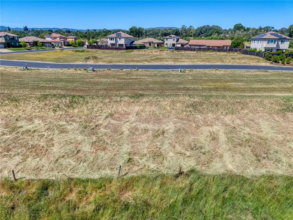 Additional image 3 of 2776 Lizzy Ln, Lakeport, CA 95453