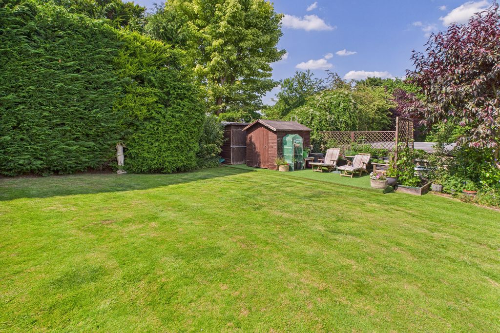 Additional image 21 of 6 bed detached house for saleAstley Road, Hemel Hempstead HP1
