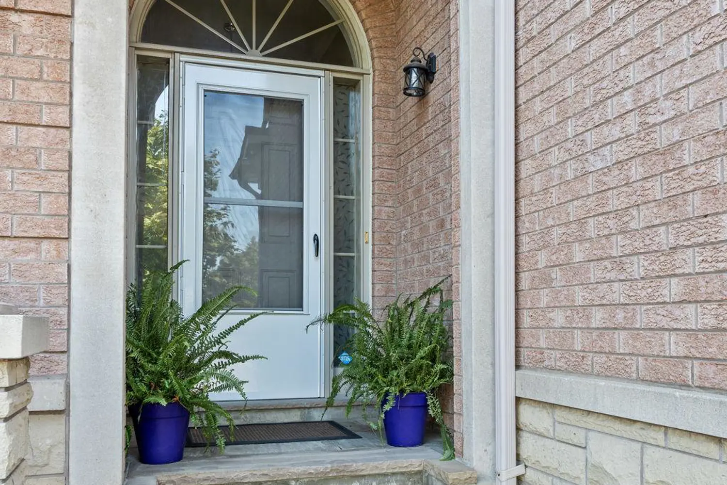 140 Kingsbridge Circle