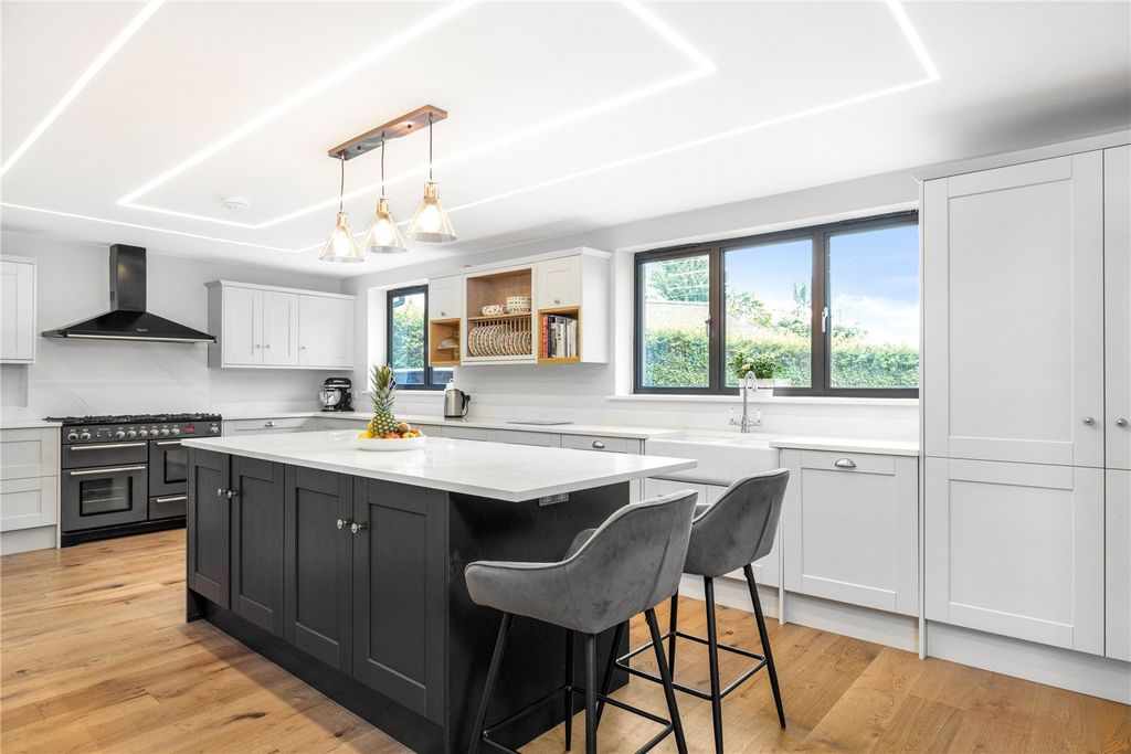 Additional image 6 of 5 bed detached house for saleSquare Drive, Haslemere, Surrey GU27