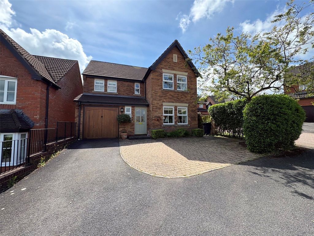 4 bed detached house for saleDurbin Close, Honiton, Devon EX14