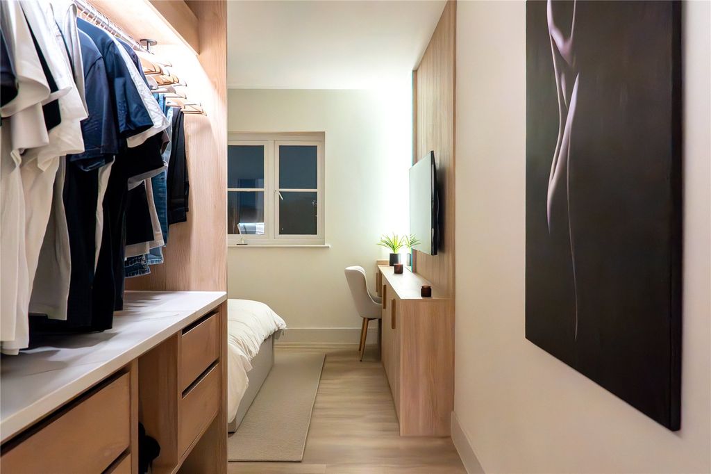 Additional image 15 of 2 bed flat for saleEvans Wharf, Hemel Hempstead, Hertfordshire HP3