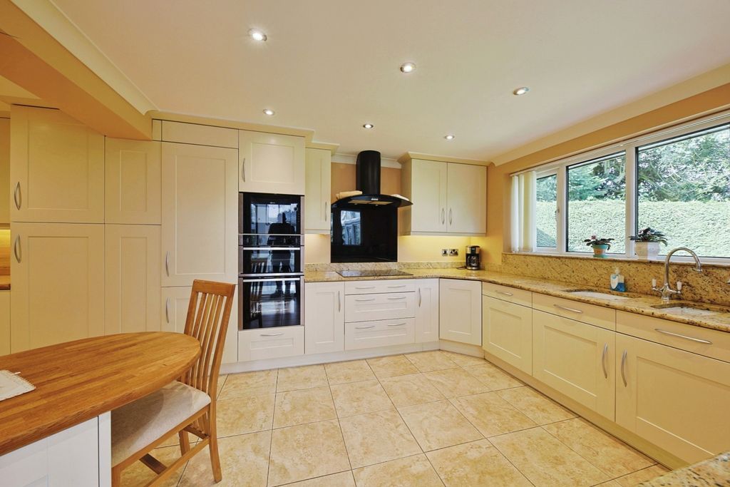 Additional image 6 of 4 bed detached house for saleJenny Brough Lane, Hessle HU13