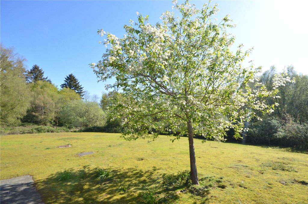 Additional image 11 of 2 bed flat for saleWispers Lane, Haslemere, Surrey GU27