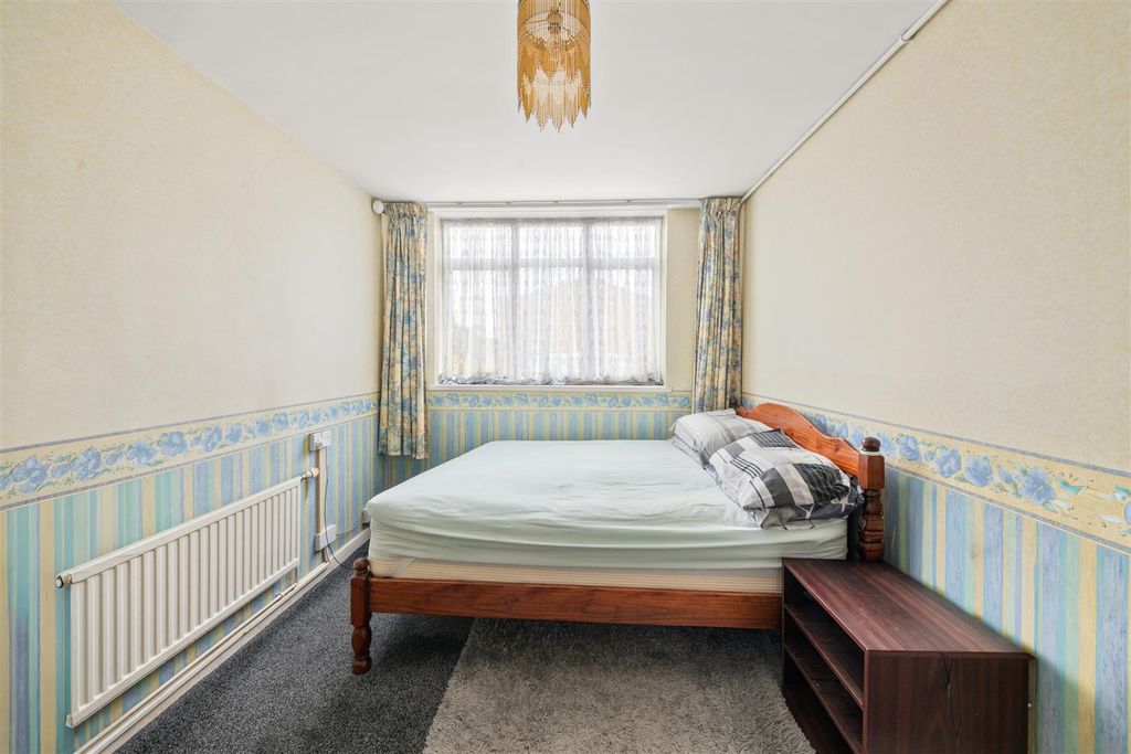 Additional image 6 of 1 bed maisonette for saleRosslyn Close, Hayes UB3