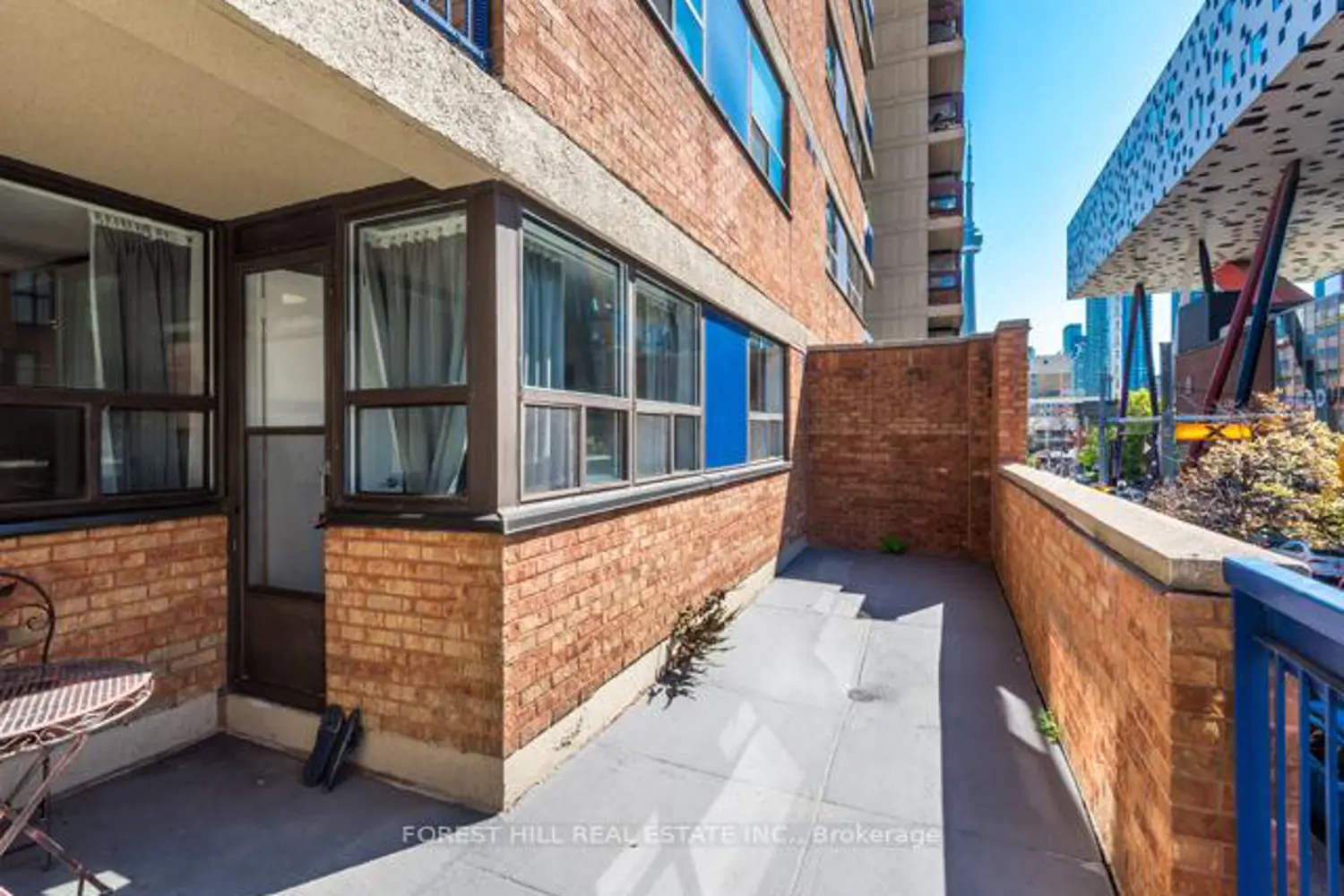 Additional image 18 of 105 Mccaul Street 202