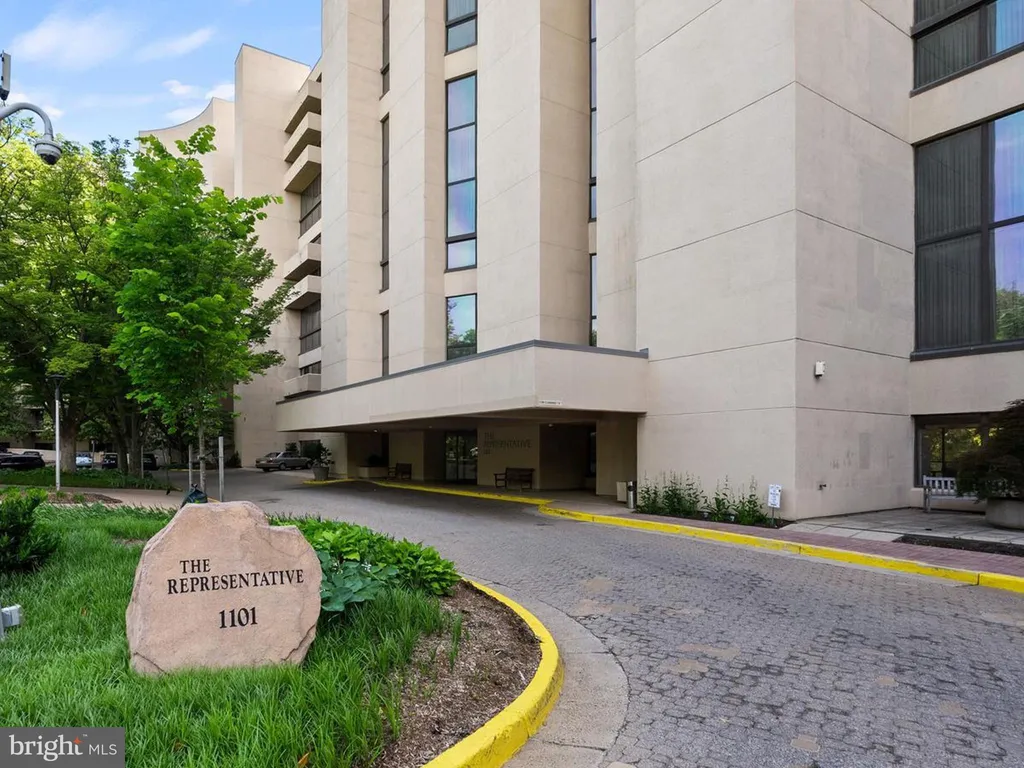 1101 S Arlington Ridge Road S Unit 804, Arlington, VA 22202 photo 4