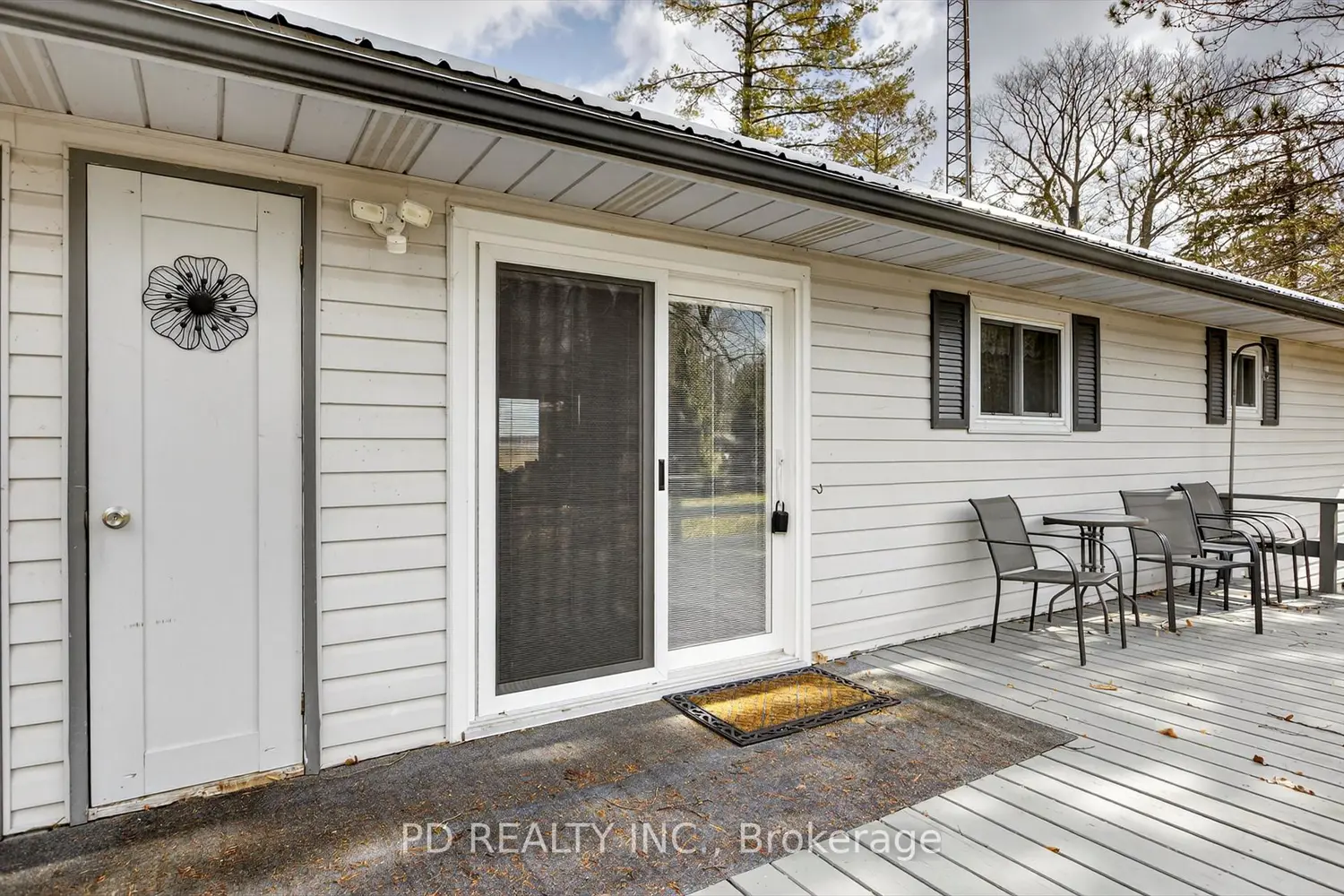 200 Charlore Park Drive photo 3