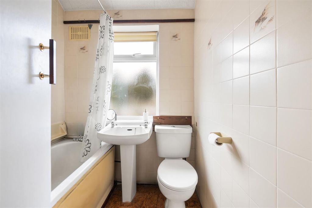 Additional image 12 of 2 bed terraced house for saleWoodrow Avenue, Hayes UB4