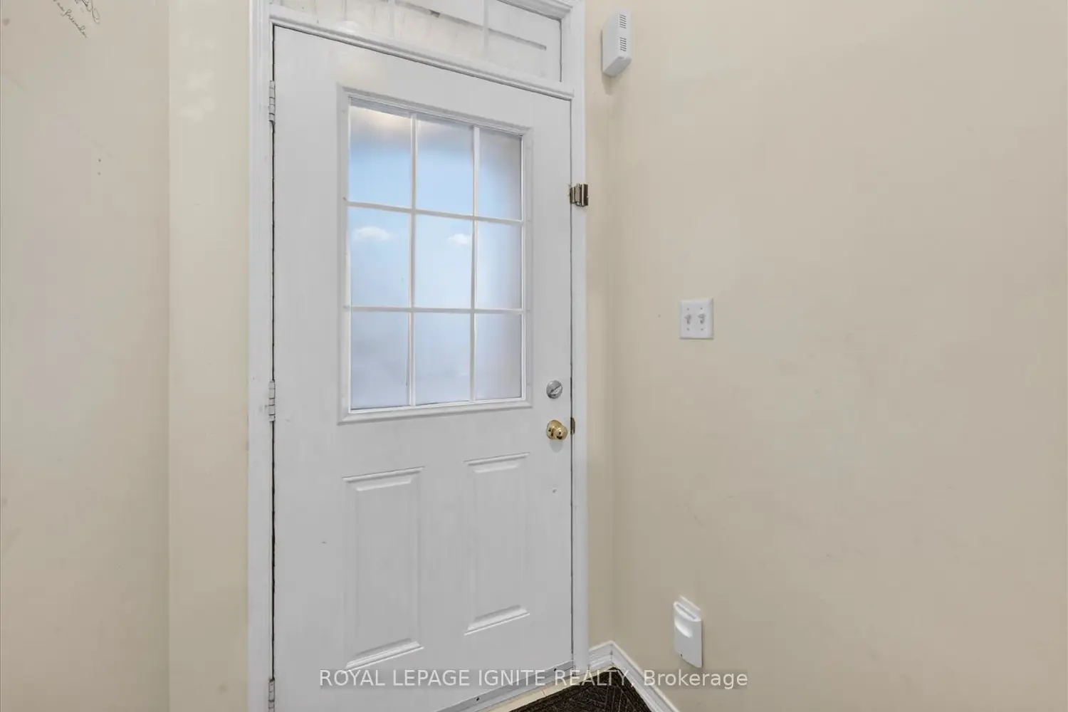 72 Oakins Lane photo 4