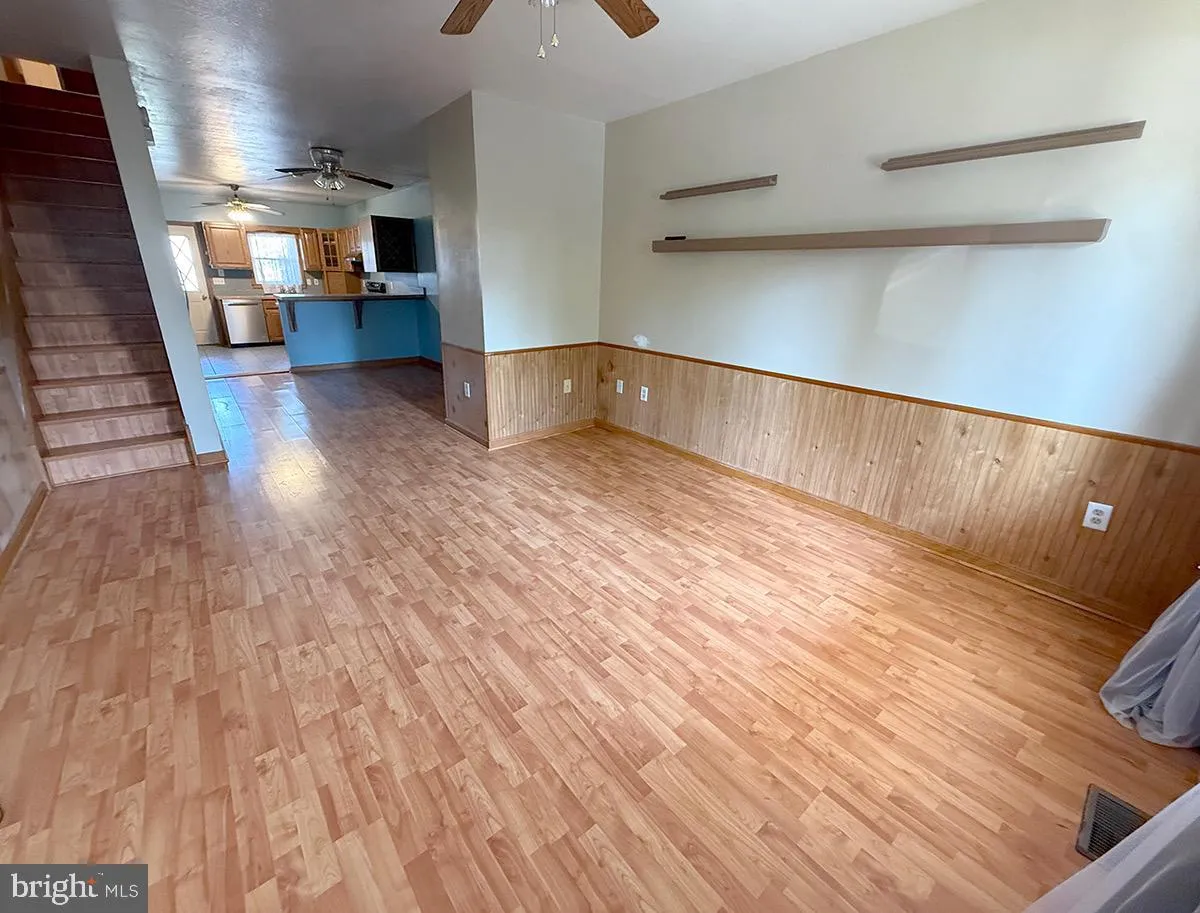 Additional image 39 of 233 N 5th Street, Newport, PA 17074