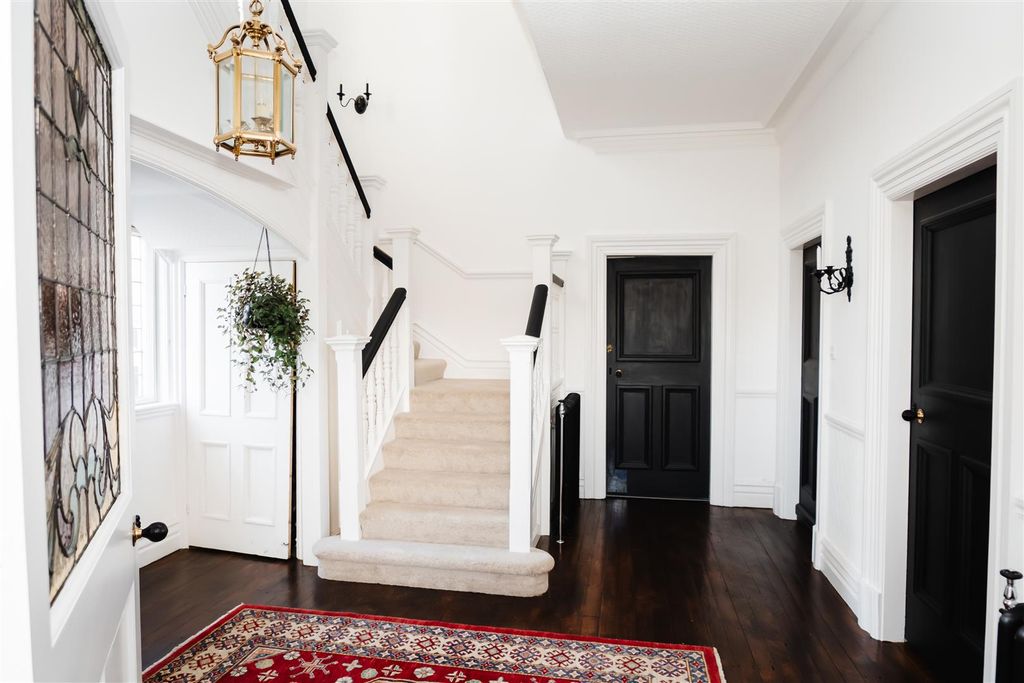 Additional image 9 of 6 bed semi-detached house for saleFerriby Road, Hessle HU13