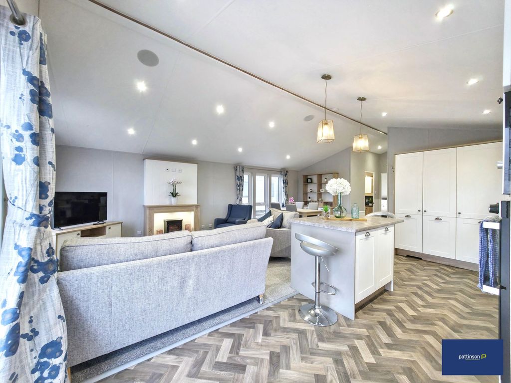 2 bed lodge for saleLowgate, Hexham NE46 photo 4