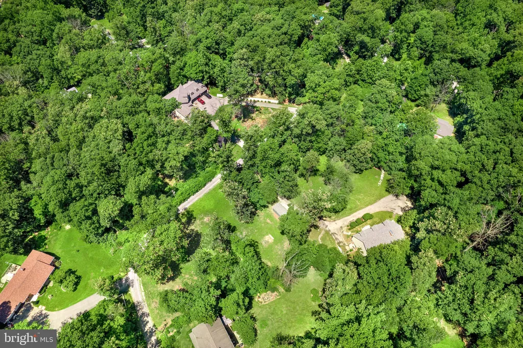 Additional image 49 of 127 Cool Glen Circle, Harpers Ferry, WV 25425