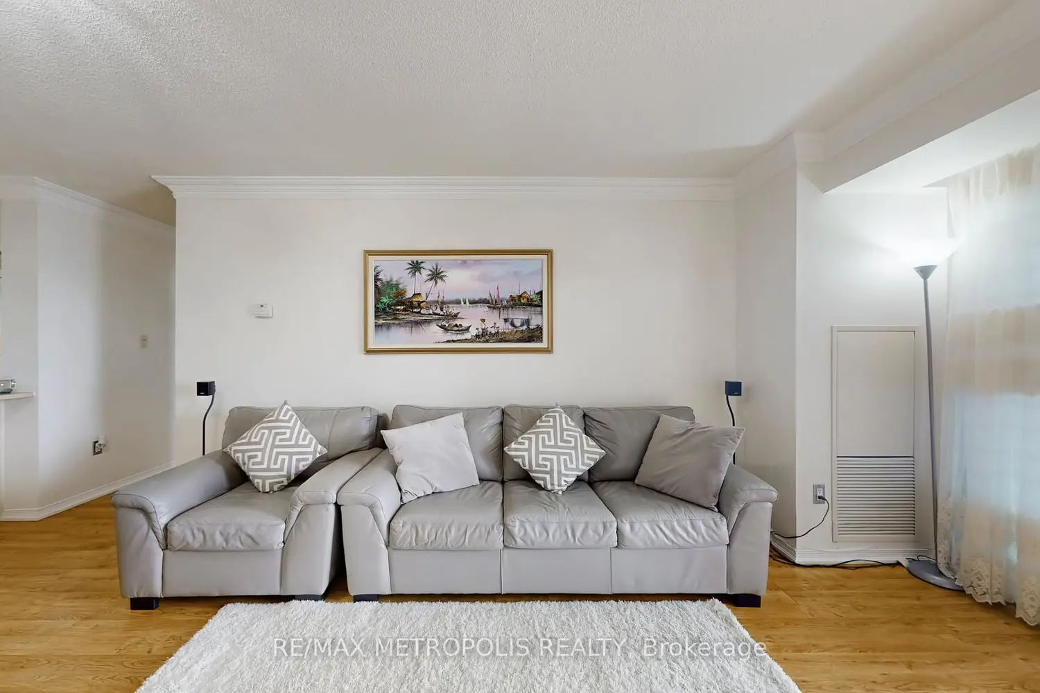 Additional image 5 of 2772 Keele Street 403