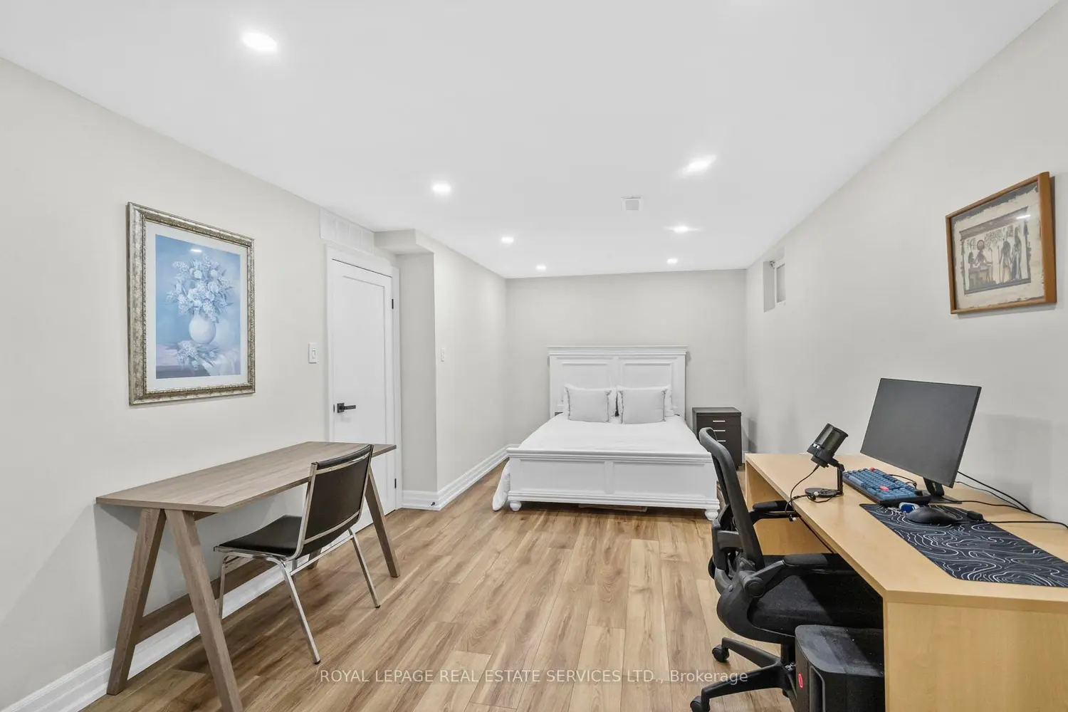 Additional image 7 of 1176 Jamesway Boulevard 22