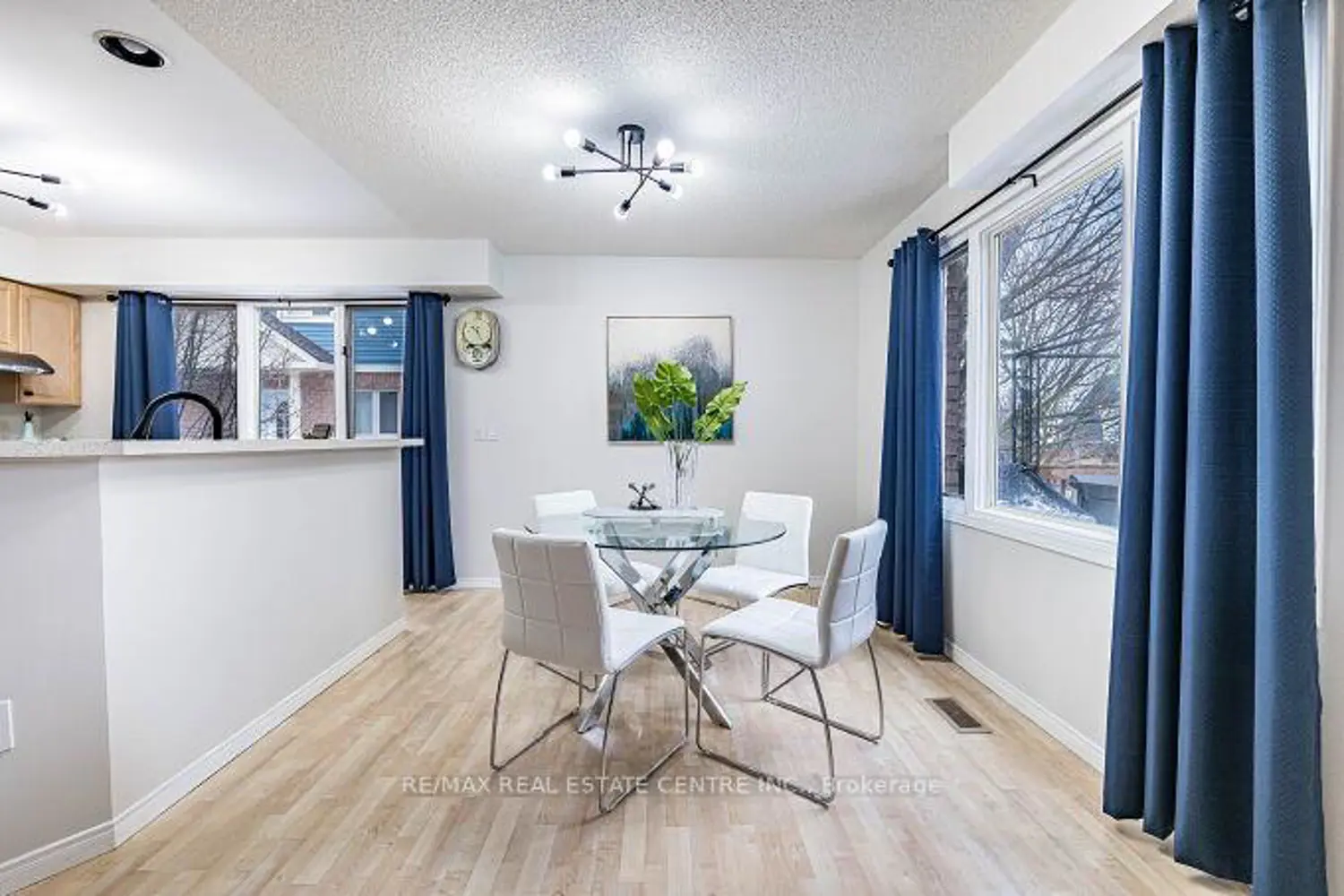 941 Gordon Street 59 photo 5