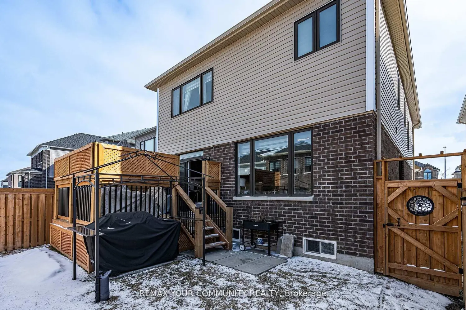 153 Terry Fox Drive photo 5