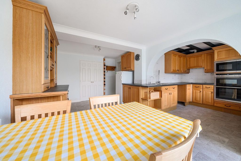 Additional image 14 of 4 bed property for saleSt. Aubins Park, Hayling Island PO11