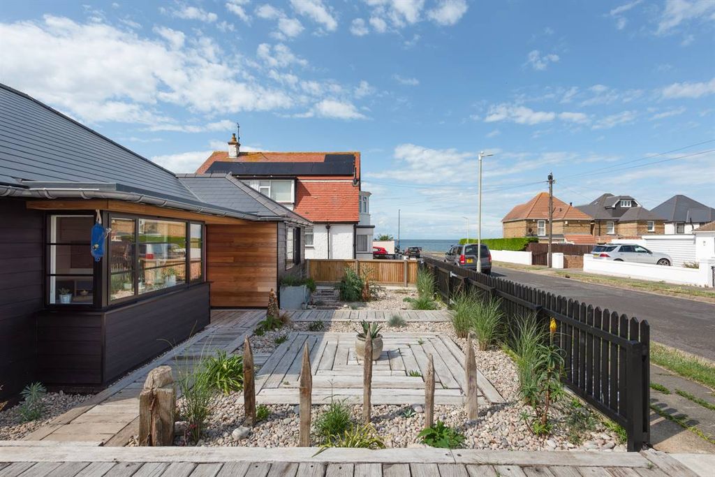 Additional image 33 of 3 bed detached bungalow for saleCentral Avenue, Herne Bay CT6