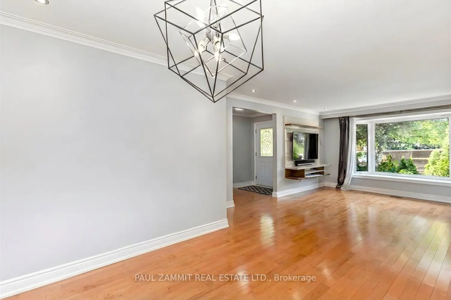47 Ladyslipper Court
