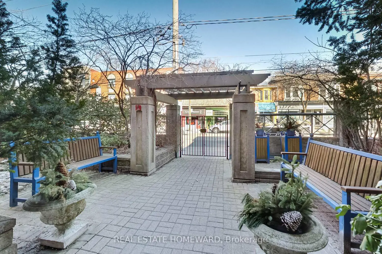 Additional image 3 of 2371 Queen Street 101