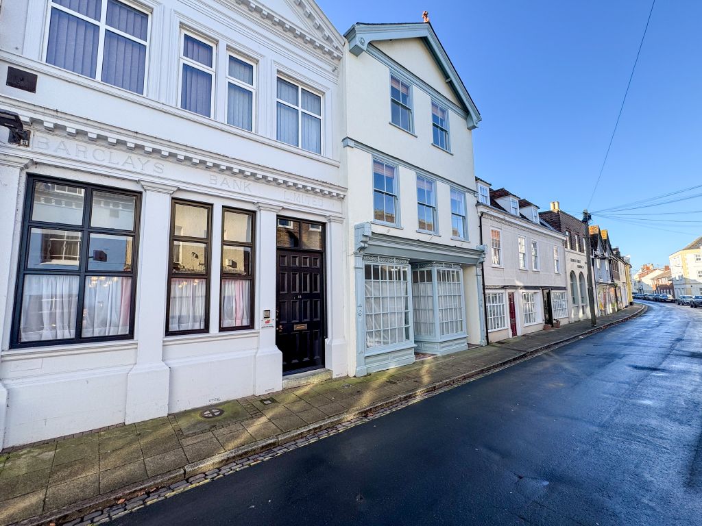 6 bed terraced house for saleChurch Street, Harwich CO12