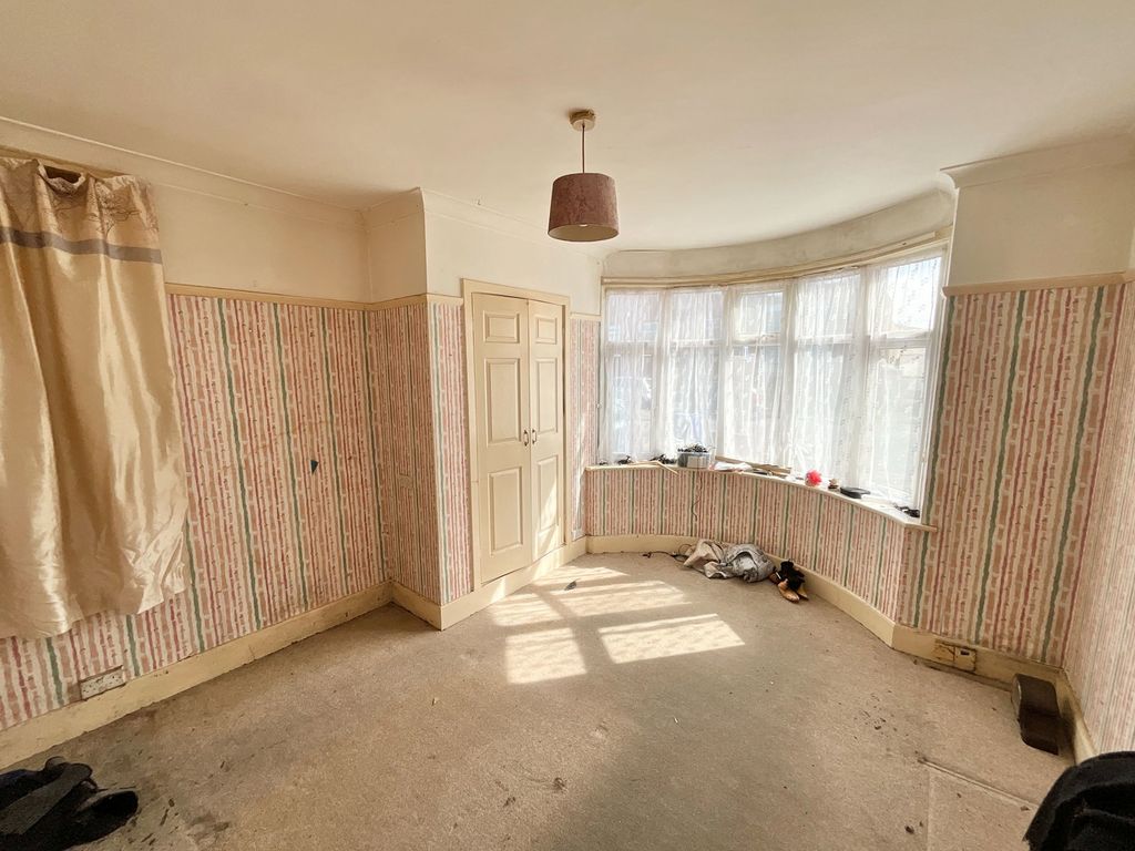 Additional image 2 of 2 bed flat for saleGreen Lane, Halesowen B62