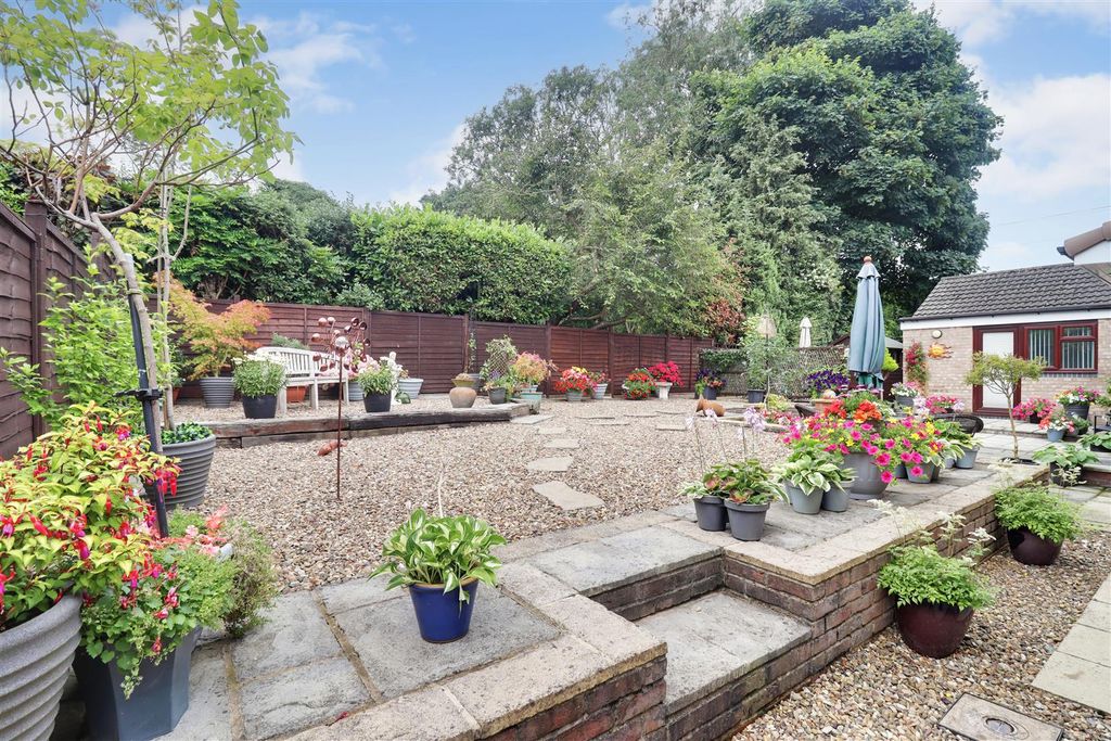 Additional image 17 of 5 bed detached bungalow for saleTall Trees, Hessle HU13