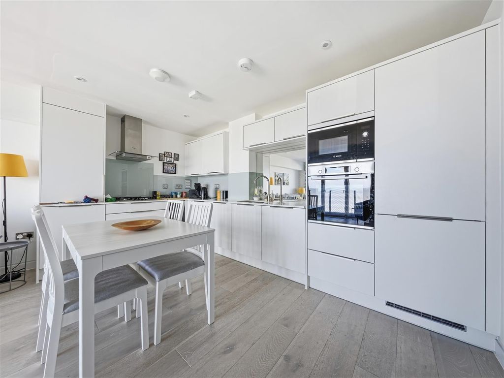 Additional image 17 of 2 bed flat for saleCentral Parade, Herne Bay CT6