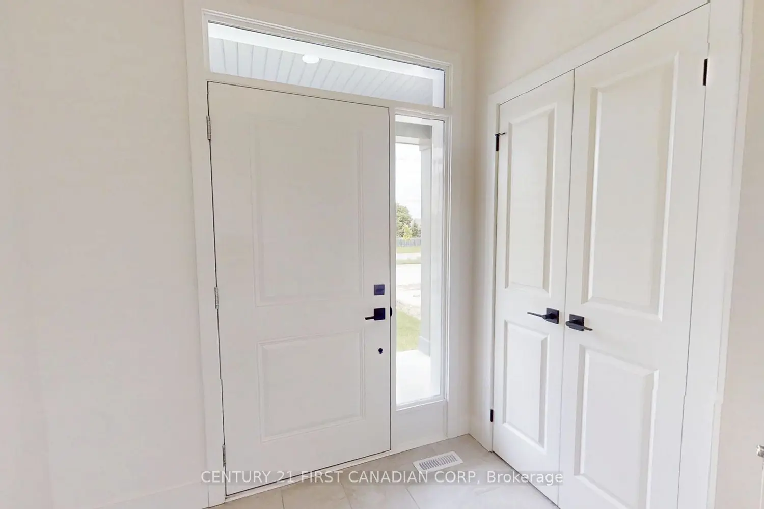 1217 Tulloch Avenue photo 3
