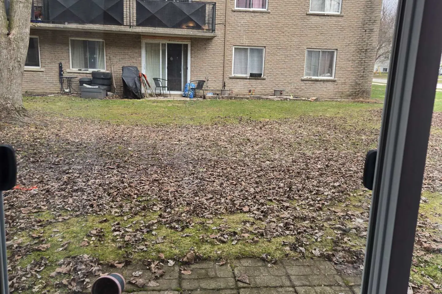 633 Barber Avenue 1 photo 4