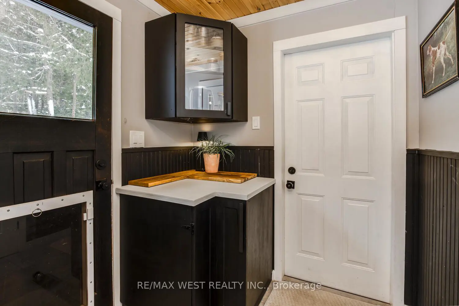 169 Bayview Avenue photo 4