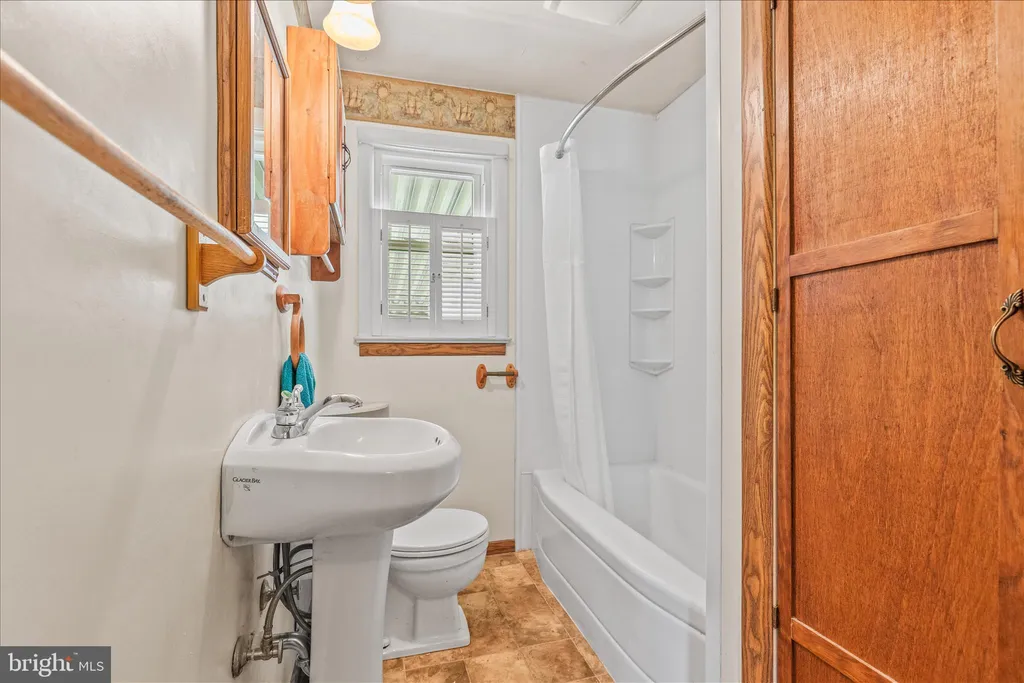 Additional image 14 of 1870 Worth Street, York, PA 17404