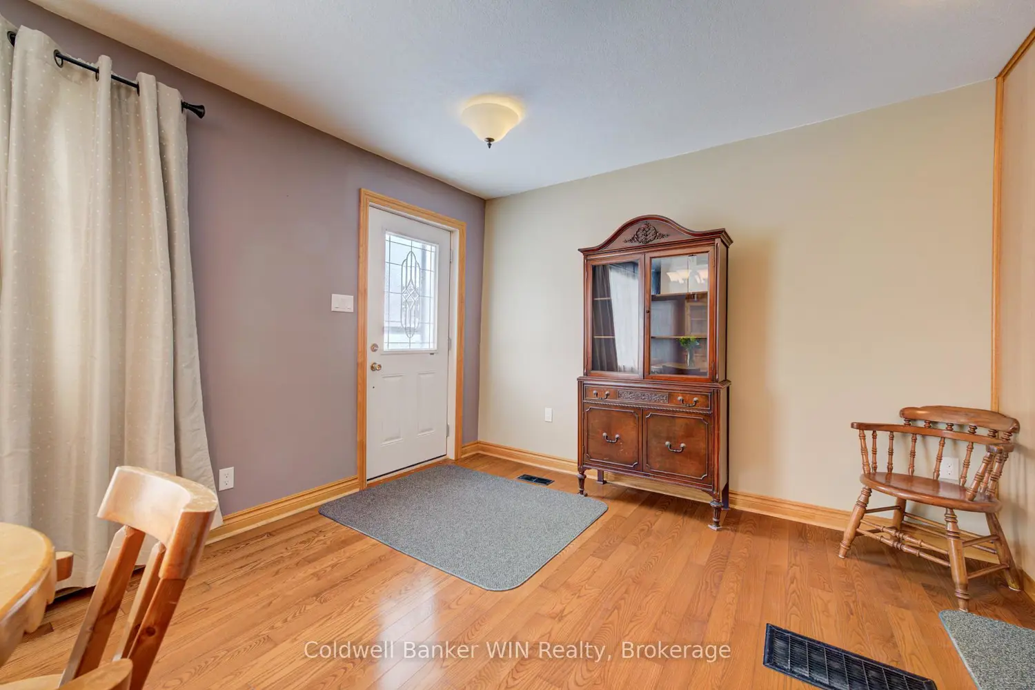 110 Miller Street photo 2