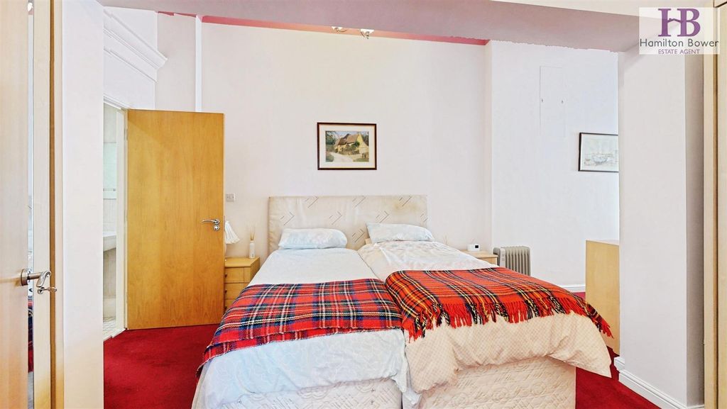 Additional image 10 of 2 bed flat for saleSinderhill Court, Northowram, Halifax HX3